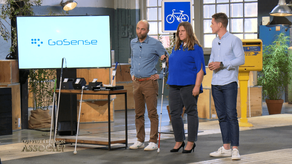 François, Hugues et Cathy devant le jury, sur le plateau de l’émission